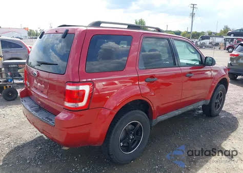 2012 Ford Escape Xlt z USA, uszkodzony, nr VIN 1FMCU9D73CKA78371